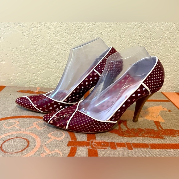 MISS SIXTY Burgundy White Perforated Pumps. Made In Italy. EU Sz 38 US Sz 8 - Picture 4 of 8